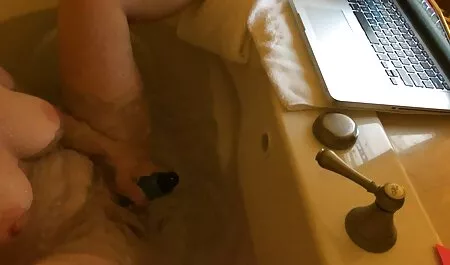 Chúa ơi, giáo viên sex hay nhat bản của tôi là một anh chàng nóng.