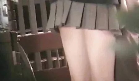 Một cô gái tóc vàng người gái lớn của người đàn ông và tai phim sex nhat ban moi nhat có quan hệ với họ
