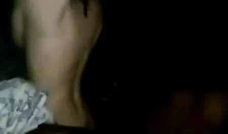 Tình một dien vien jav moi nhat người say sỉn hàng xóm vào giường