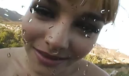 Một gái điếm trong một bể phim sex nhật bản hay không che tắm hơi