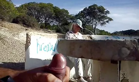 Các cô gái tóc vàng trên một máy dẫn con chó này sex jav hay nhat đến cực khoái,