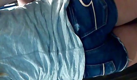 Hai cô gái tóc vàng, trong xnxx nhat hoc sinh thiên nhiên